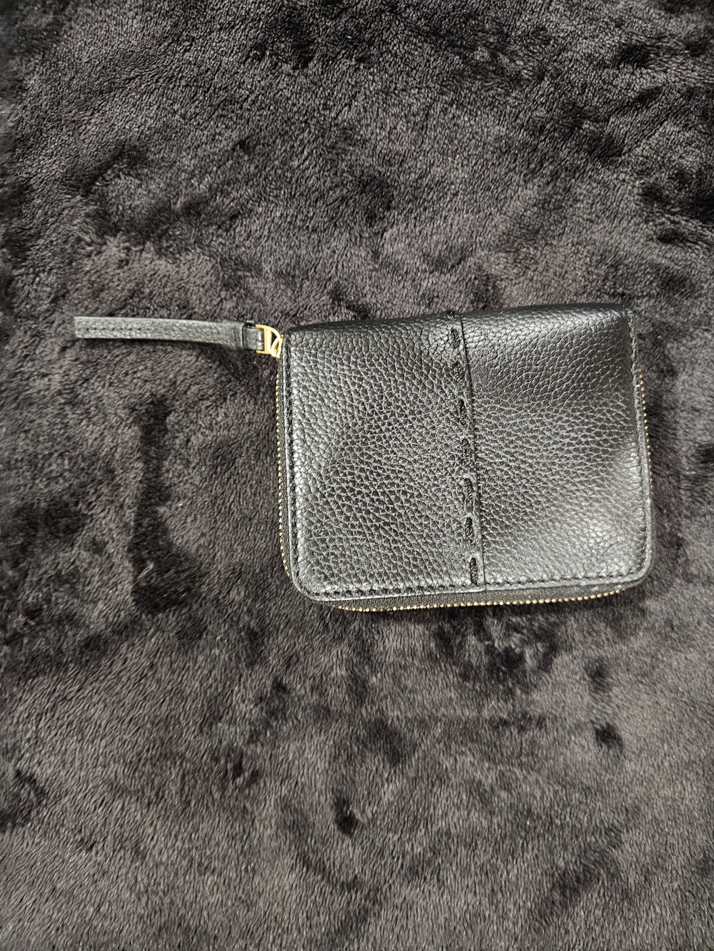 Tory Burch Black Pebbled Leather Zip Bifold Wallet - Picture 4 of 5
